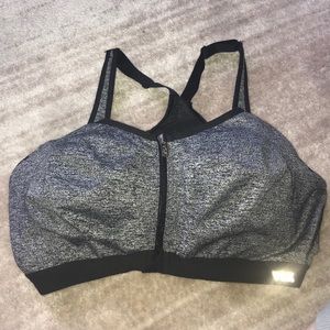 Sports bra